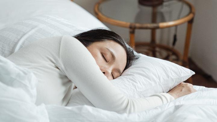 A picture of a woman asleep