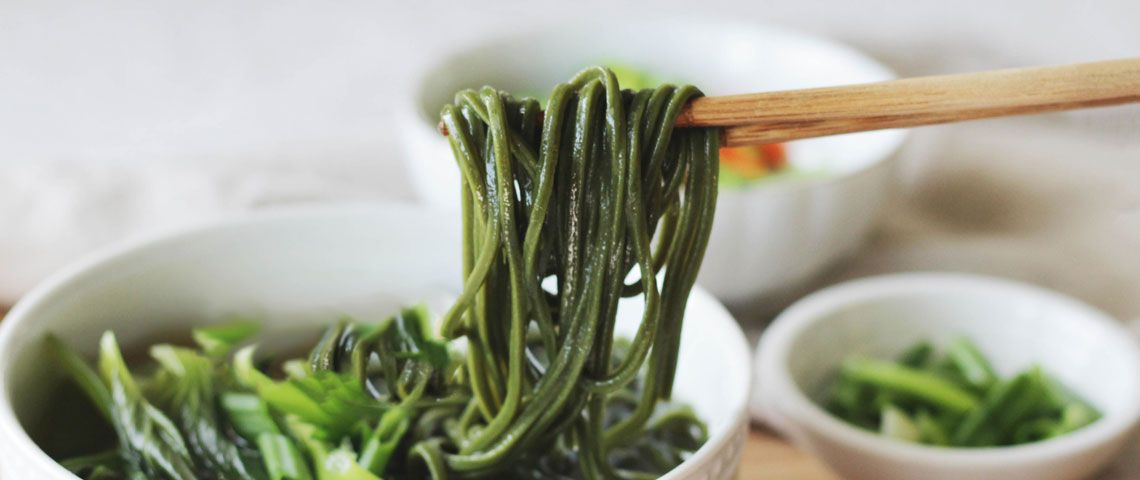 Simple Chlorella Udon Noodle Soup