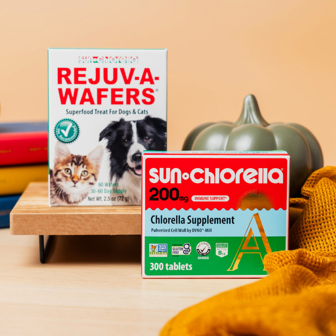 Pets Are Family Holiday Deals: 300 Sun Chlorella 200mg Tablets and Rejuv-A-Wafers Sun Chlorella for Pets Bundle Pets Are Family Holiday Deals: 300 Sun Chlorella 200mg Tablets and Rejuv-A-Wafers Sun Chlorella for Pets Bundle