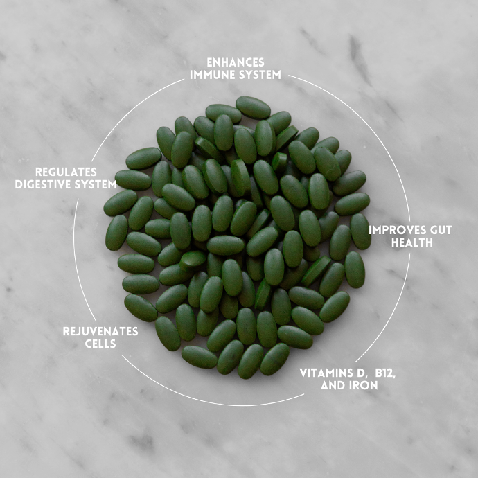 A circle pile Sun Chlorella Tablets 