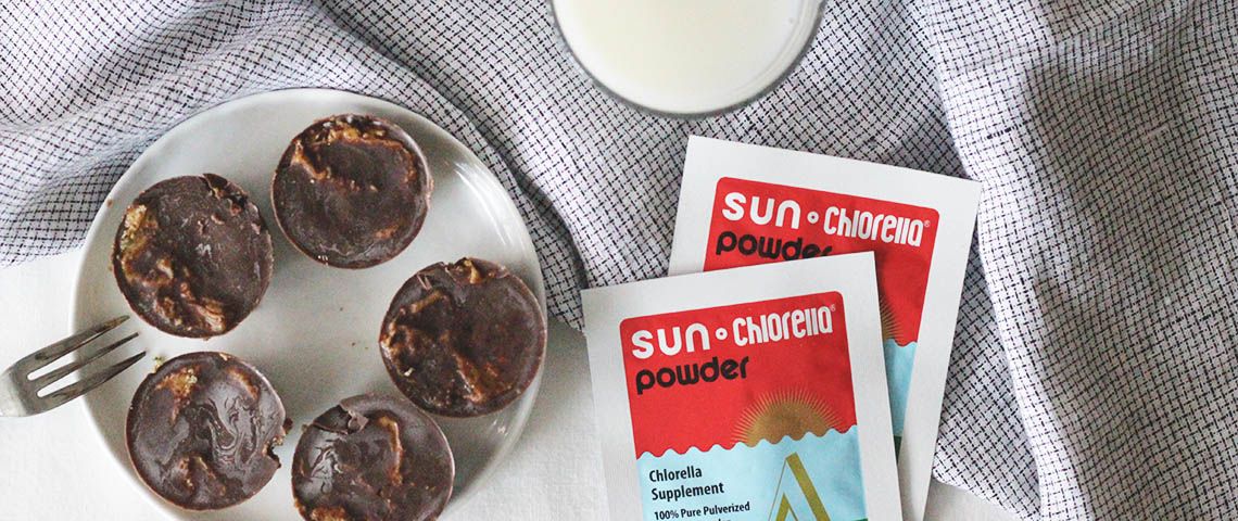 Chlorella cocoa almond butter cups use Sun Chlorella Pure Powder for extra superfood power. 