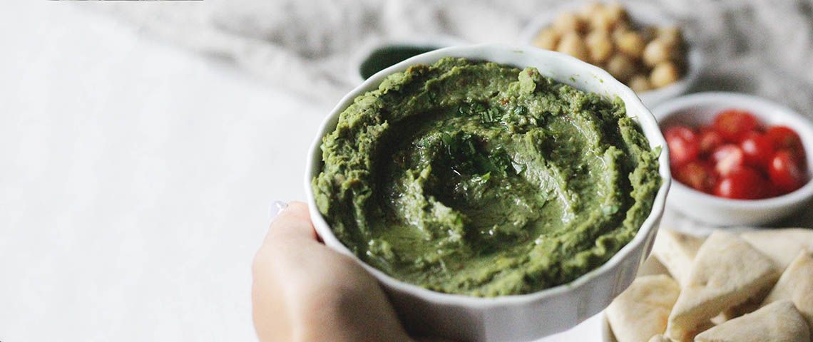 Step up your afternoon snack game with homemade chlorella hummus.